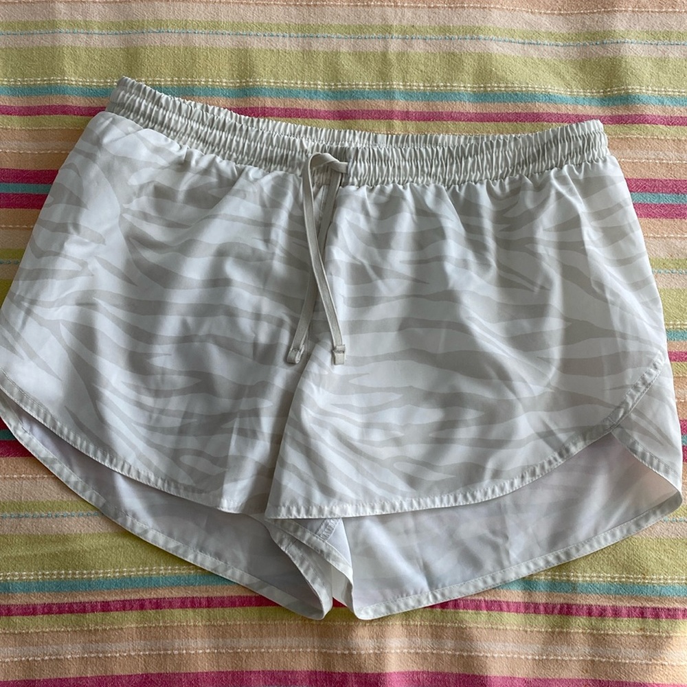 Old Navy active shorts
